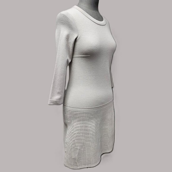 D. Exterior Three Quarter Knit Dress - Picture 1 of 4